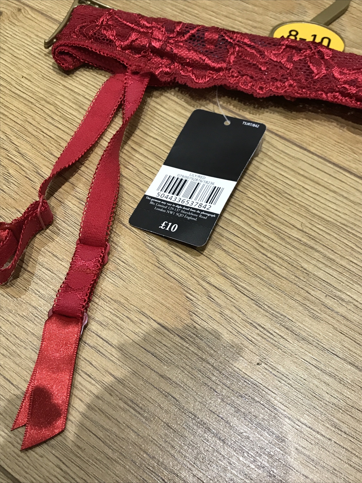 Pretty Red Lace Vintage BHS Suspender Belt, UK 8-10 3