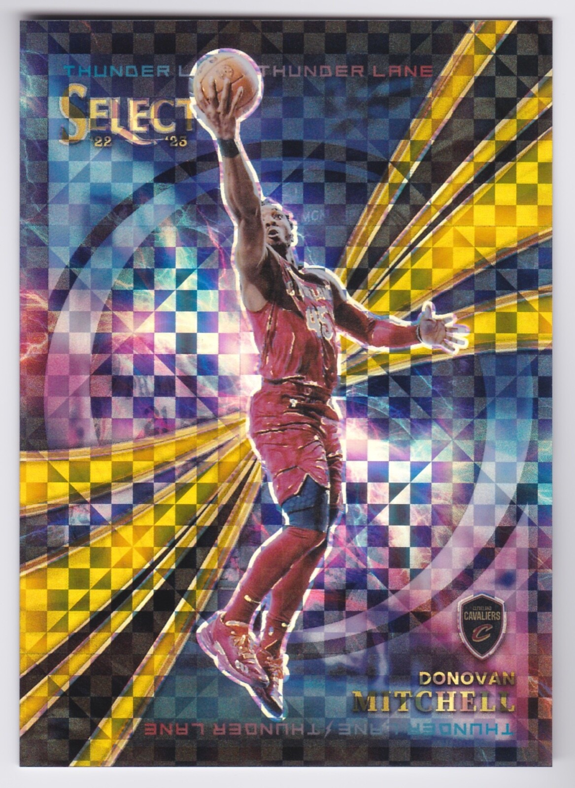 2022-23 Select Donovan Mitchell Thunder Lane Gold Prizm 08/10 Cavaliers Jazz
