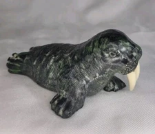 A WOLF ORIGINAL WALRUS SCULPTURE FIGURINE HAND MADE CANADA