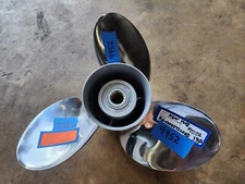 RE-CONDITIONED 15 1/4" X 19P SOLAS LEXOR SS PROP, NEW OMC EVINRUDE HUB, P9952