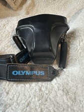 OLYMPUS OM10 35mm Film Camera