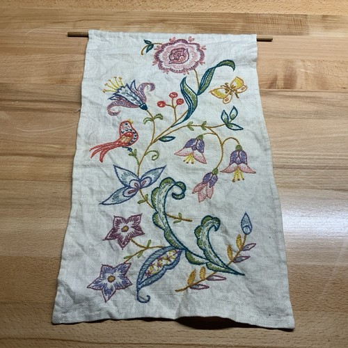 Crewel Stickerei Floral Finish 15" Wandbehang
