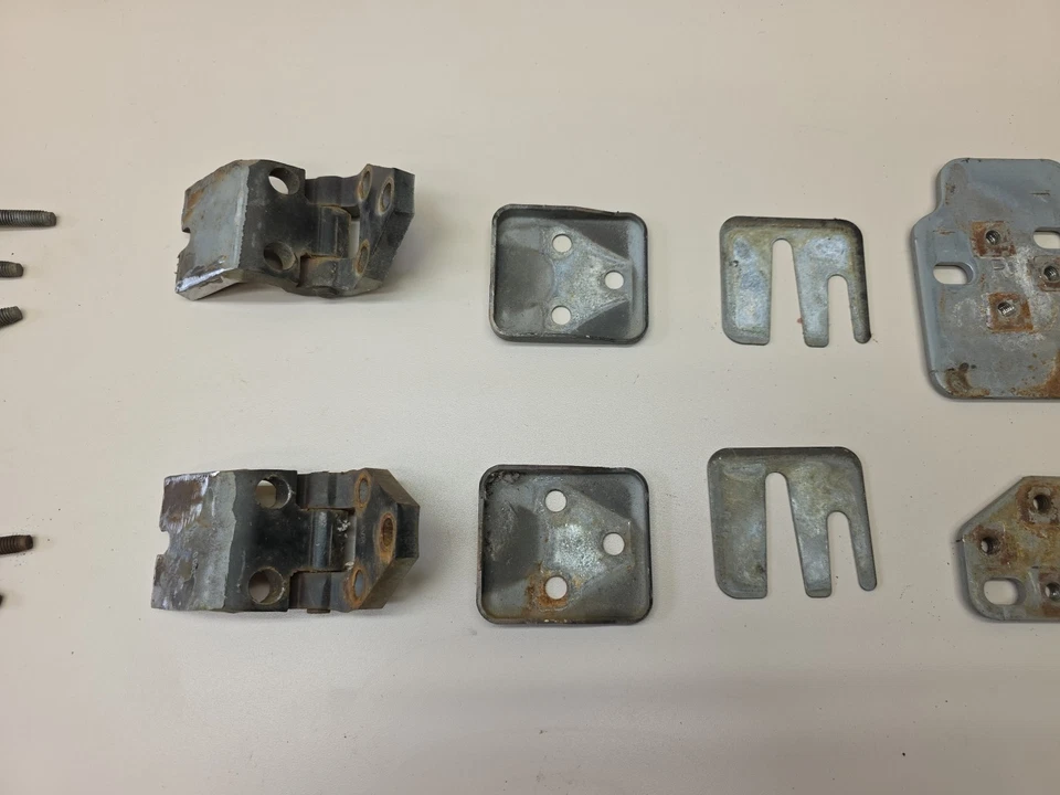 84-96 Jeep Cherokee XJ Comanche MJ Juego de bisagras de puerta OEM puerta delantera lado pasajero Foto 3 de 4