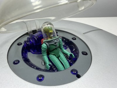 1996 Mars Attacks Martian Flying Saucer UFO Sound and Lights WORKS Vintage Retro