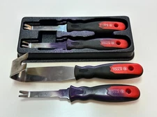 Matco Tools 4pc Interior Trim Remover and Scraper Tool Set, (2) in Tray