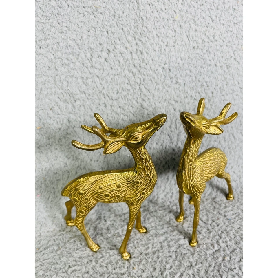 Estatuillas de ciervos de latón vintage, juego de 2 renos modernos de mediados de siglo tono dorado Foto 4 de 4