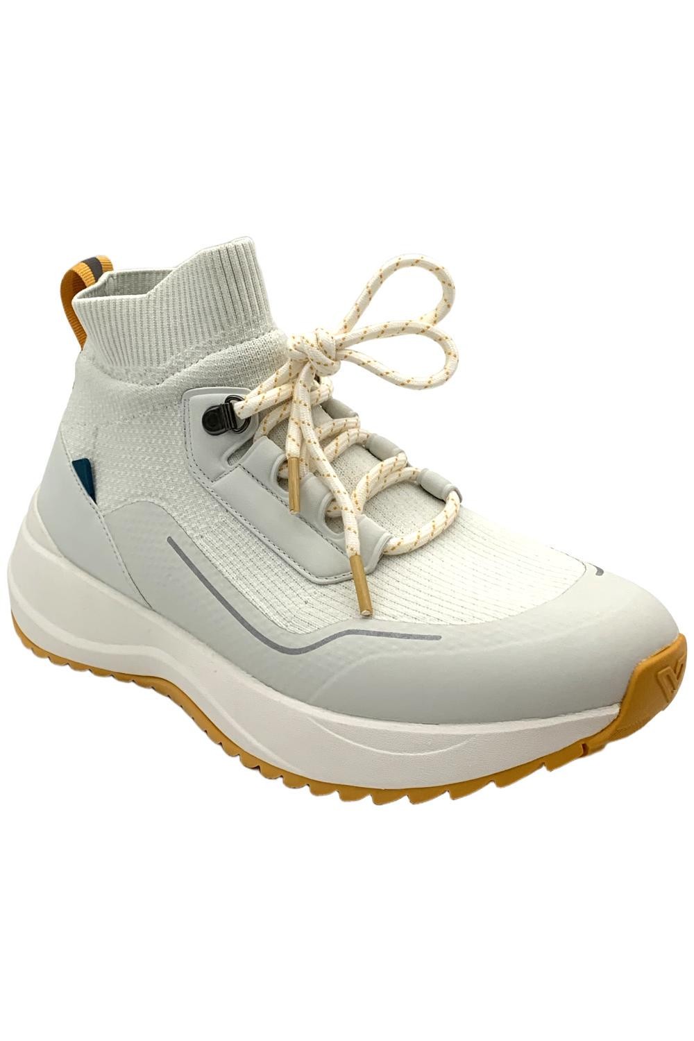 Женские кроссовки с высоким берцем Stormburst от Vessi Oasis 12490₽