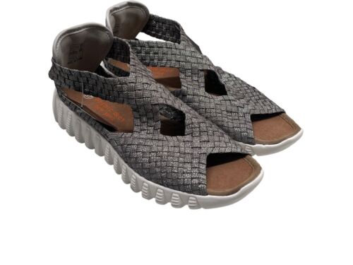 NEW- Bernie Mev- ZIP BLOSSOM NEW SMOKE SHIMMER CREAM SIZE 37/7 MEMORY FOAM