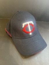 Minnesota Twins New Era BATTING PRACTICE HAT / CAP Flex Fit Small/Medium Used