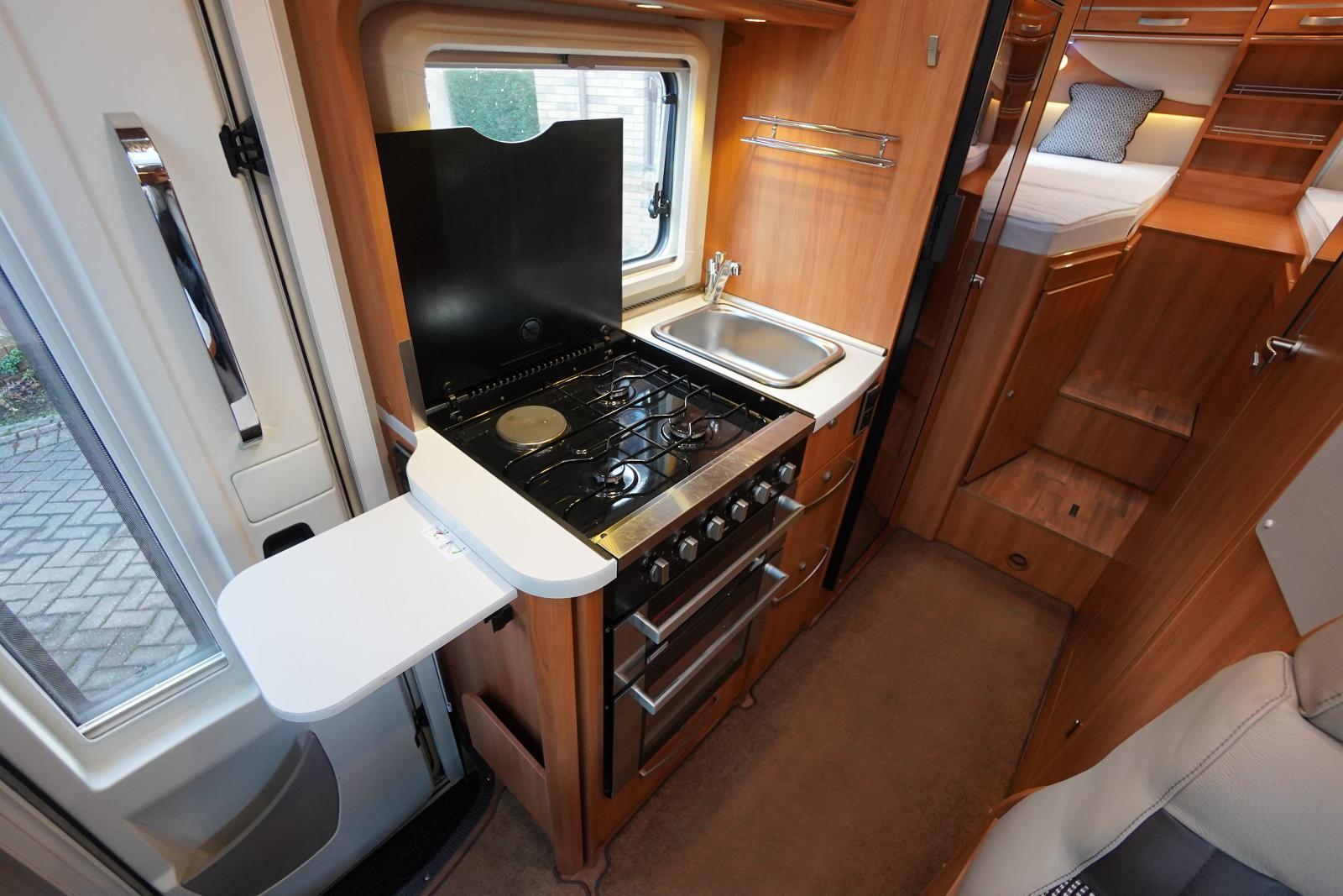 2015 Hymer MLT 580, 3Berths, 4Seatbelts, End Single Beds, Motorhome