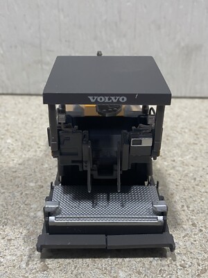Motorart 1/50 Scale Volvo AB67820 Track Asphalt Paver - NIP