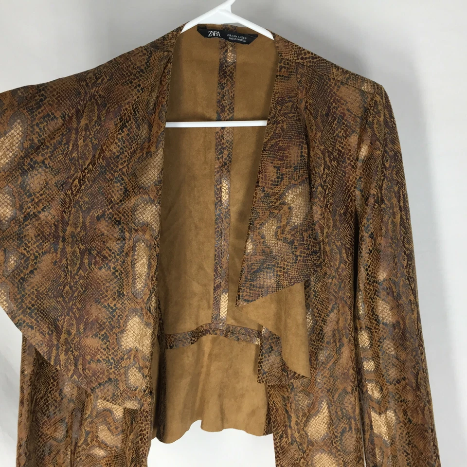Chaqueta ZARA Edición Limitada Marrón Imitación Cuero Estampado Animal Cuello Drapeado Talla S Foto 4 de 4