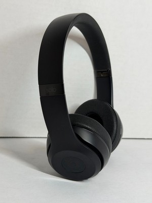 Beats by Dr. Dre Solo3 Wireless Over the Ear Headphone - Matte Black (A1796) B10