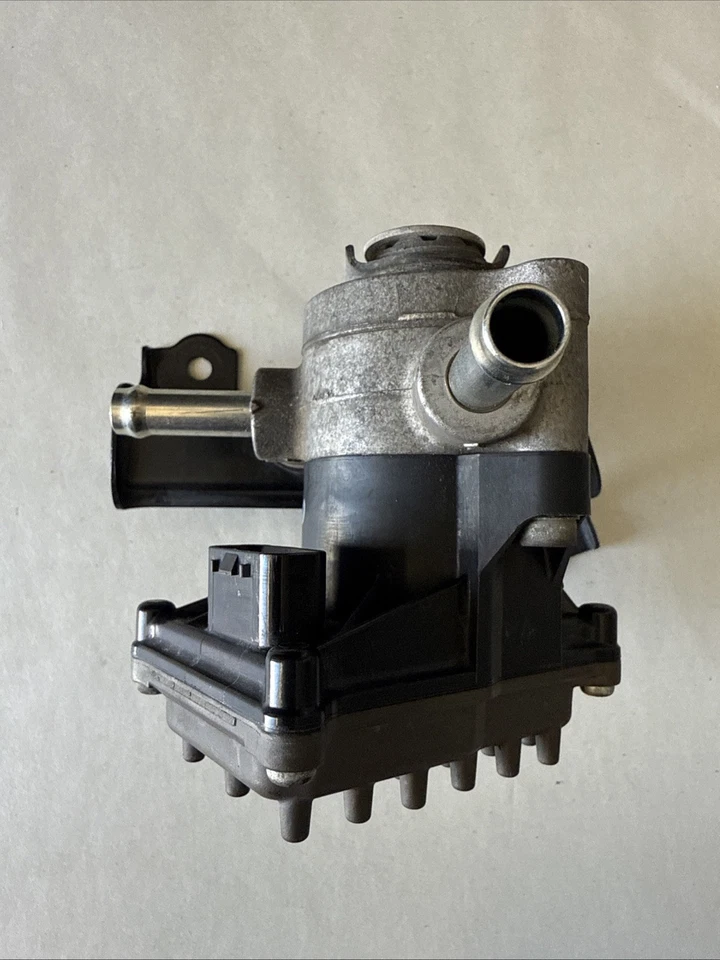 2006-2010 TOYOTA HIGHLANDER HYBRID LEXUS RX400H ТРАНСМИССИИ ОХЛАДИТЕЛЬ МАСЛА НАСОС OEM - Изображение 3 из 4