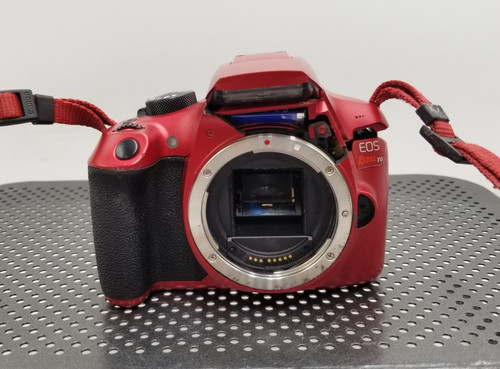 Canon EOS Rebel T6 DSLR Camera Body, Black 18MP -FOR PARTS OR REPAIR