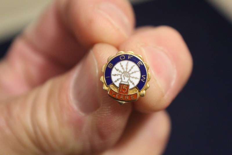 10K International Brotherhood of Electrical Workers 15 Years Pin