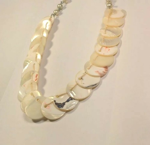 Vintage Mother Of Pearl Disc Necklace 