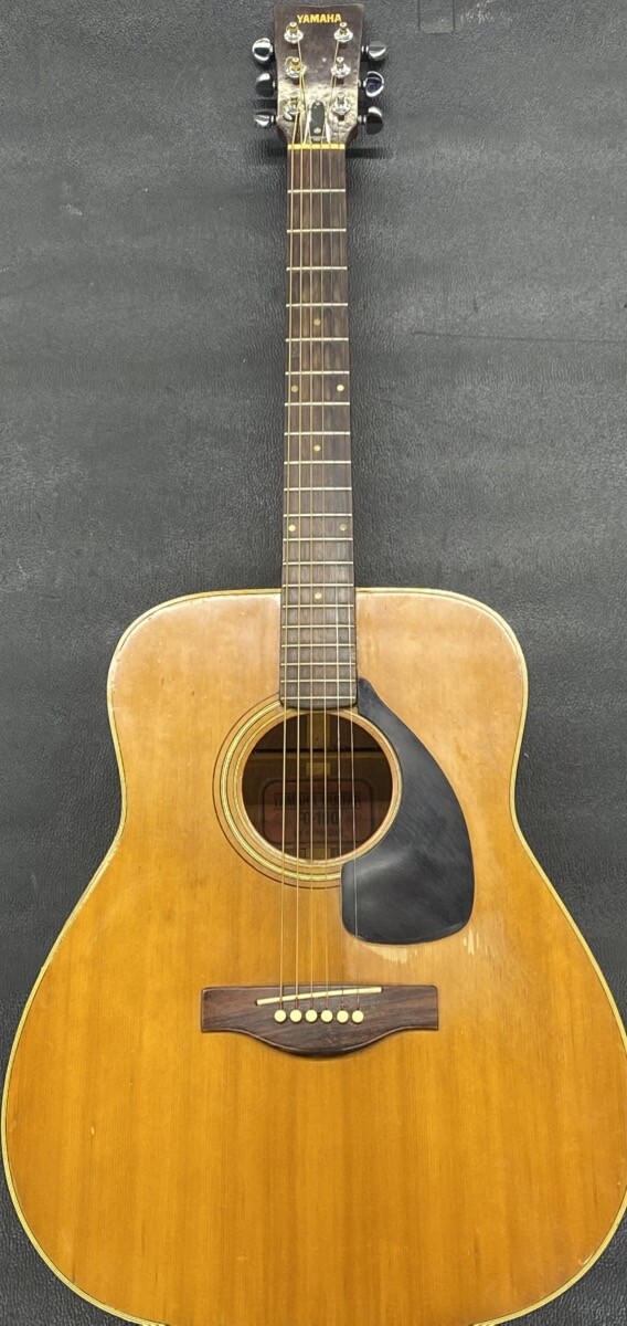 Yamaha FG-180 Vintage Acoustic Guitar 1970s Red Label Yamaha FG-180 Vintage Acoustic Guitar 1970s Red Label