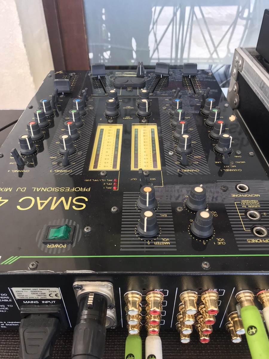DJ機材 ECLER SMAC PRO20 ECLERのDJミキサー、SMAC PRO20のジャンク品です。