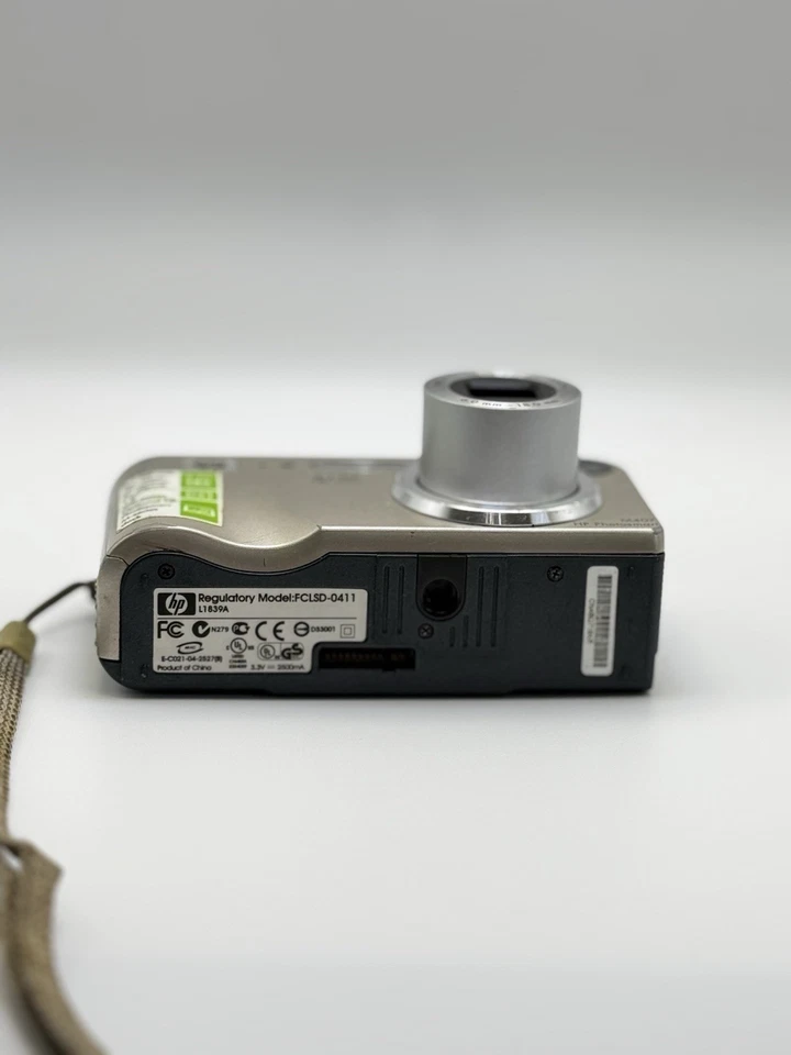 Câmera Digital HP PhotoSmart M407 4.1MP Zoom 18x - Imagem 2 de 4