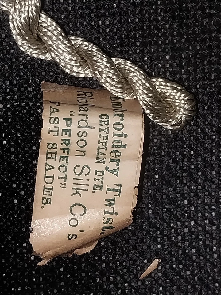 Vintage Silk perle (#8) Corticelli or Richardson Silk - Image 2 of 4