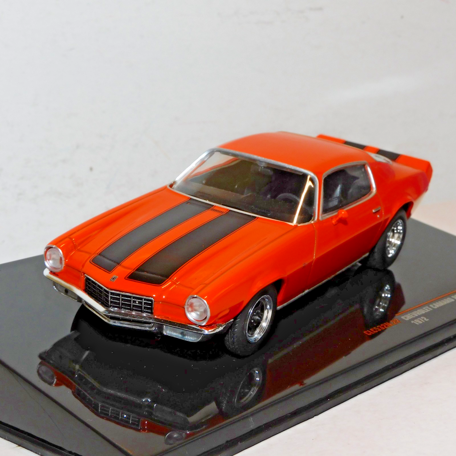 IXO CHEVROLET CAMARO RS-Z28 1972 ORANGE 1/43 CLC532N