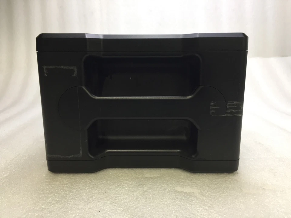 G-Technology G-SPEED Shuttle XL 8-Bay Thunderbolt 2 RAID Array w/ Caddy No HDDs - Image 2 of 4