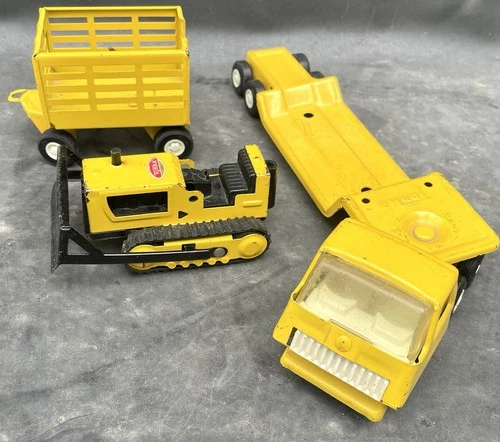 Vintage 1970s Tonka Semi-Truck & Trailer, Bulldozer & Trailer Pressed Steel