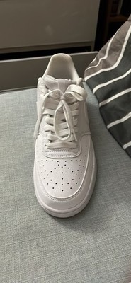 Brand New Never Worn Before Still I m Box Nike Sneakers Size 8.5 Men s