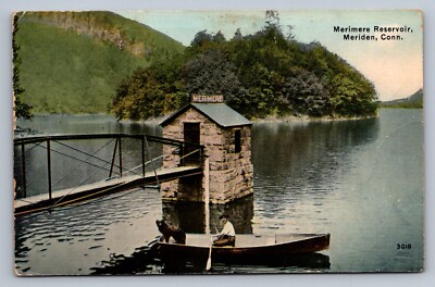 Postcard CT  Meriden Merimere Reservoir Men in Rowboat 1911  J391