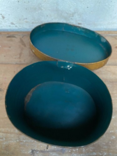 OVAL ANTIQUE WARDROBE HAT CONTAINER STORAGE PAINTED METAL SOLD SEPARATELY - Picture 11 of 32