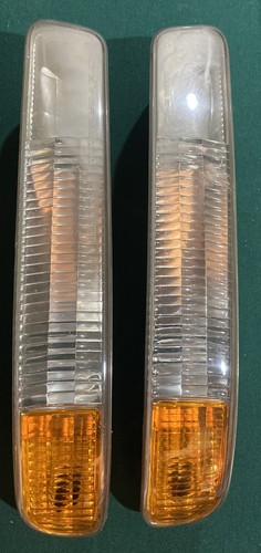 Front Bumper Turn Signal Lights For 1999-2006 GMC Sierra & Yukon - Clear Lens, Chrome Housing