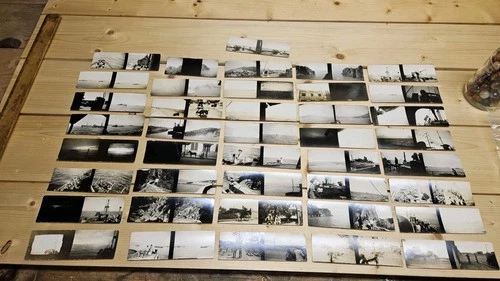 Lot Of  WW2 military pictures B&W Photographs, Navy Buildings Soldiers 5"x2"
