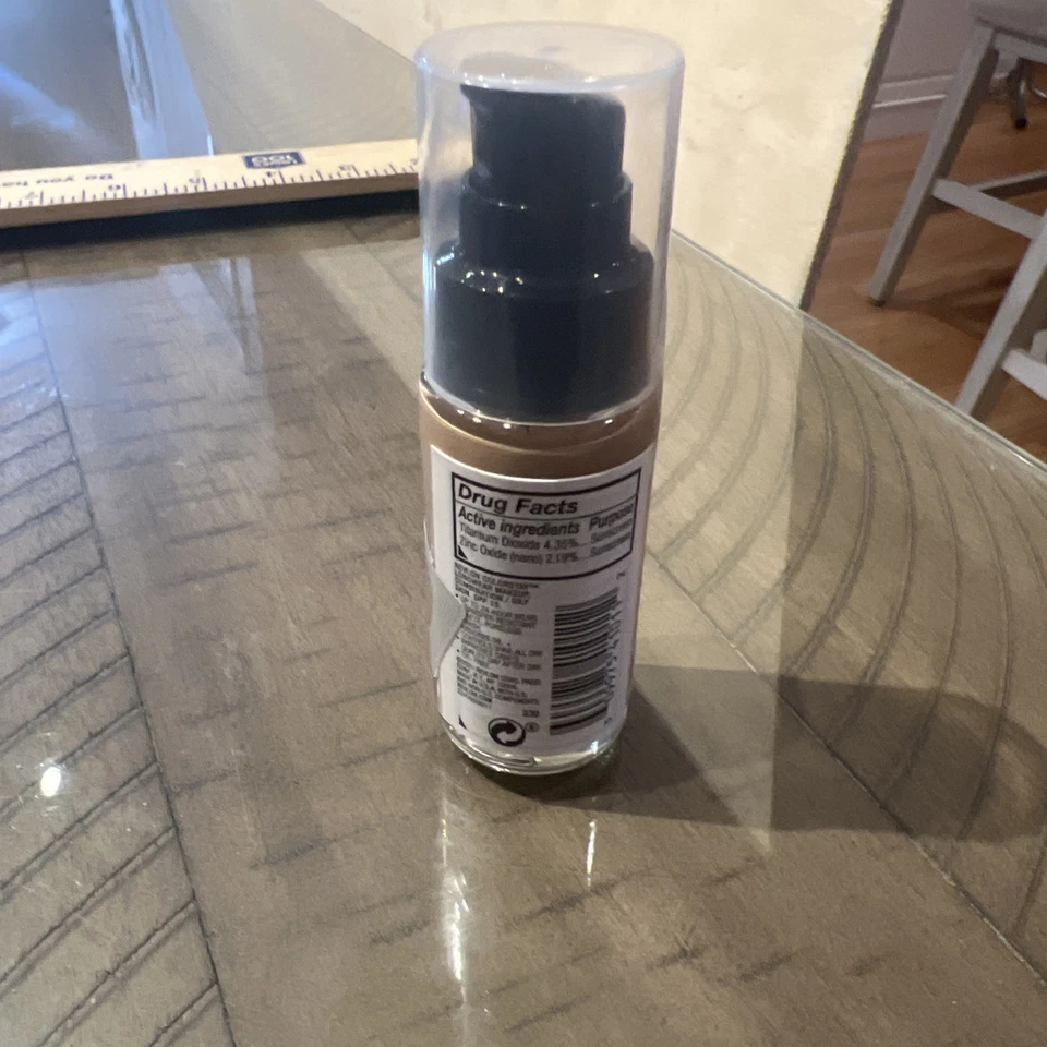 Revlon Colorstay Foundation Combination / Oily Skin-Shade 330- SPF 15 - Image 2 of 2