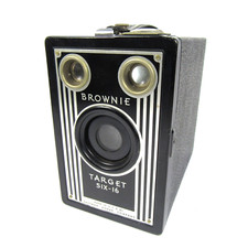 Vintage Kodak Brownie Target Six-16 Box Camera