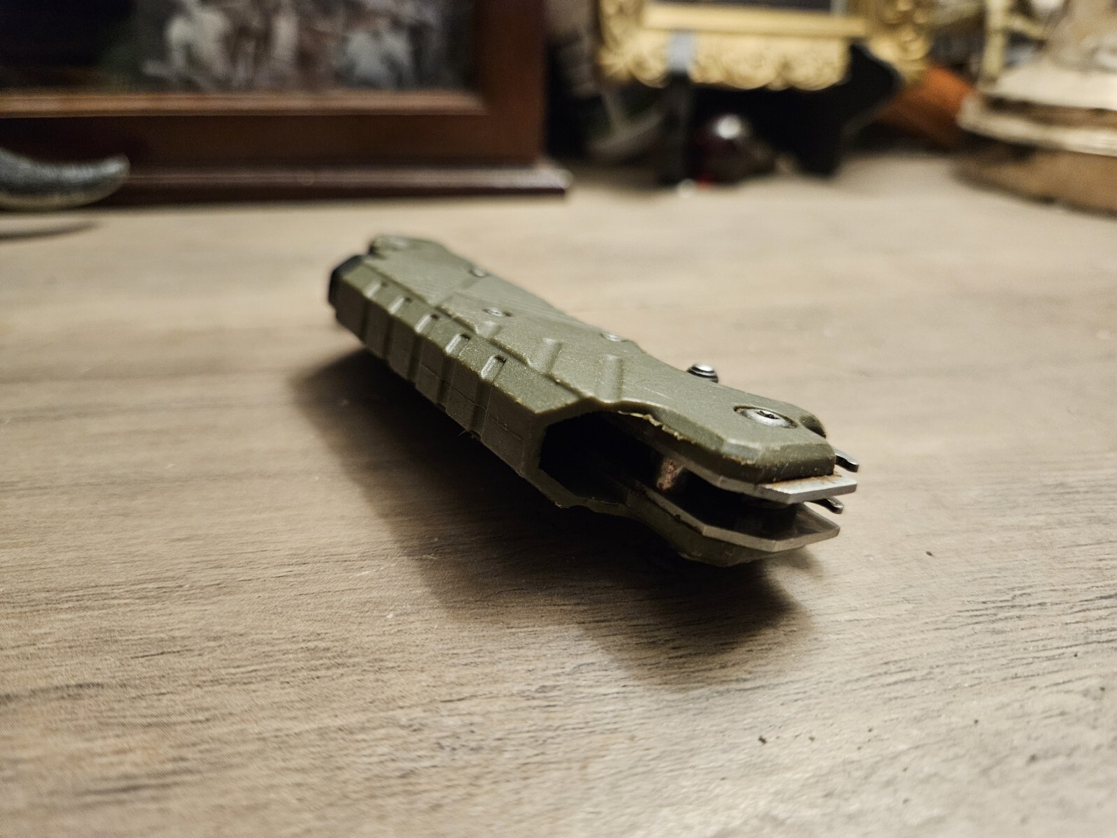 Picture 11 of 24