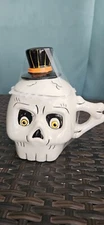 New Shelly Comiskey Skull Mug with Topper Lid Skeleton Bones Top Hat Transpac
