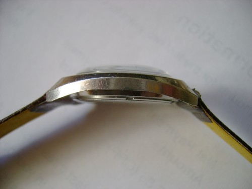VINTAGE BULOVA ACCUTRON TURNING FORK 218 , RUN GREAT - Picture 5 of 5