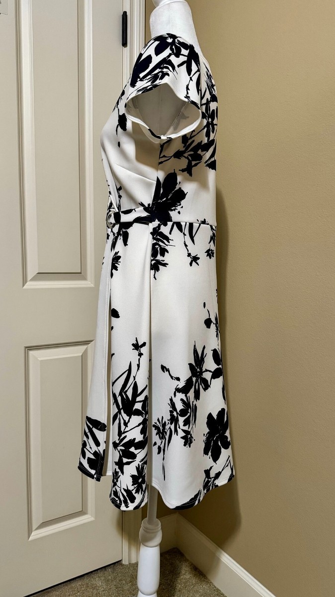 Moci by Purple Rain White Black Floral Faux Wrap Dress Size Moci by Purple Rain White Black Floral Faux Wrap Dress Size