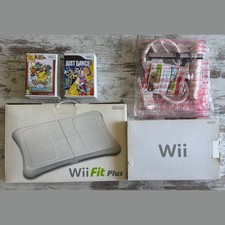 Console Nintendo Wii completa di Giochi e Accessori in buone condizioni.