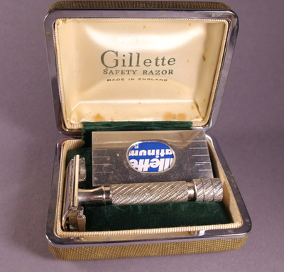 English Gillette Aristocrat NO 66 Safety Razor Orig Box (№#09) | eBay