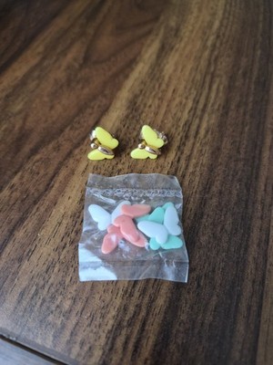 Vintage 1970s Avon Butterfly Flight Of Color Clip On Earrings Gold Metal New
