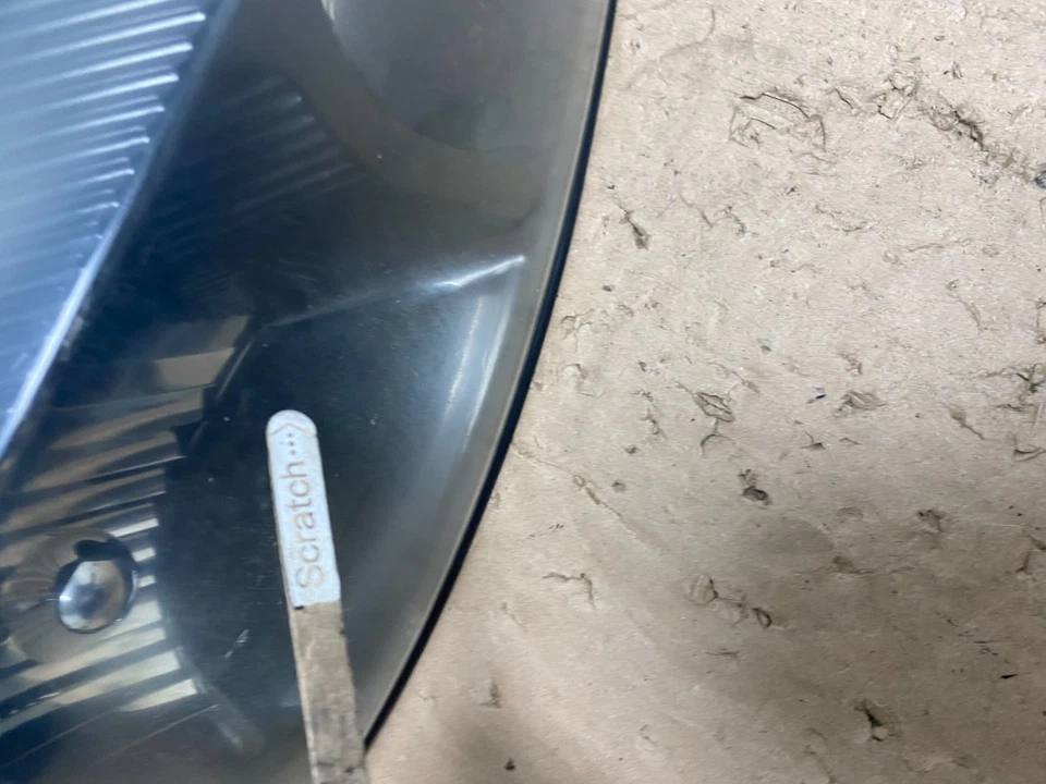 Черная оригинальная фара левая + правая для Pontiac Grand Prix 2004–2008 годов выпуска R6586 DW - Изображение 4 из 4