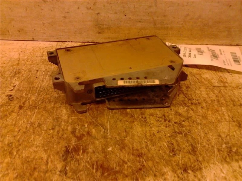 Chassi ECM ABS com controle de tração compatível com 91-94 Lincoln & Town Car 160915 - Imagem 3 de 3