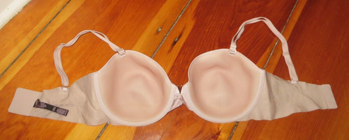 Victoria’s Secret 36 DD Multi-Way/ Multiposition beige / nude underwire - Picture 2 of 2