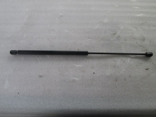 6N0823359 PISTONSTANGE VORDERHAUBE VOLKSWAGEN POLO 1.4 D 55KW 5M 5T (200