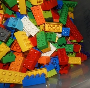 random lego bricks