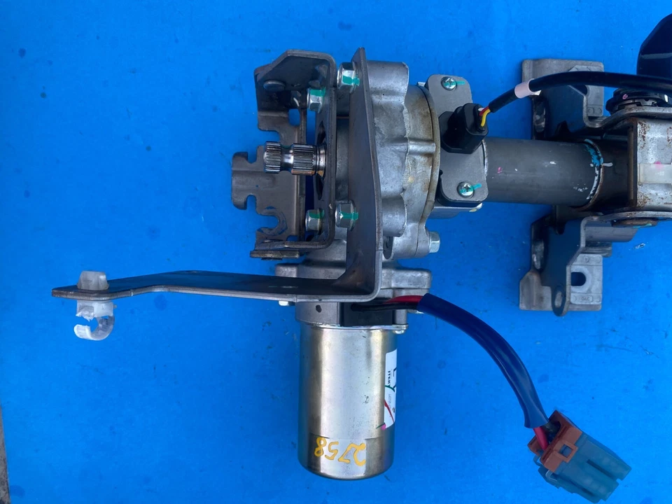 GENUINO 2020-2022 MITSUBISHI MIRAGE DIRECCIÓN MOTOR ELÉCTRICO MONTAJE OEM Foto 3 de 4