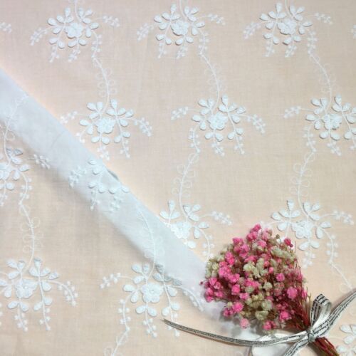 Weiß Baumwolle Stoff 3D Bestickt Blume Blatt Von Meter für Bekleidung Kleid DIY - Bild 1 von 9