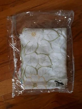 Sam Hedaya Springtime Table Runner